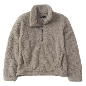 Abercrombie & Fitch sherpa fleece pull over